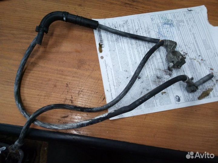 Клемма акумулятора Ford Focus 2 хэтчбек qqdb 2010