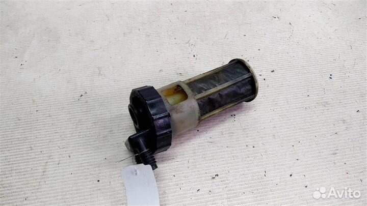 Крышка бачка гидроподвески mersedesbenz W124 E