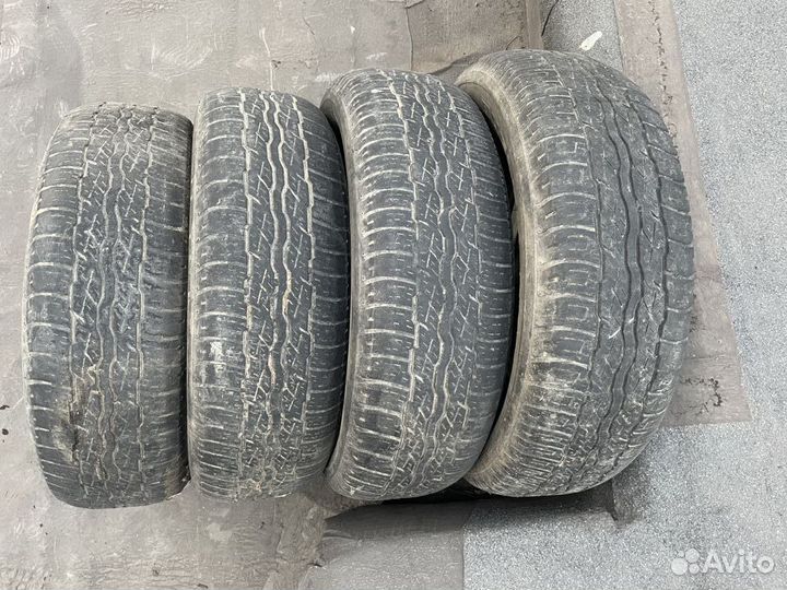 Bridgestone Dueler H/T 687 225/65 R17