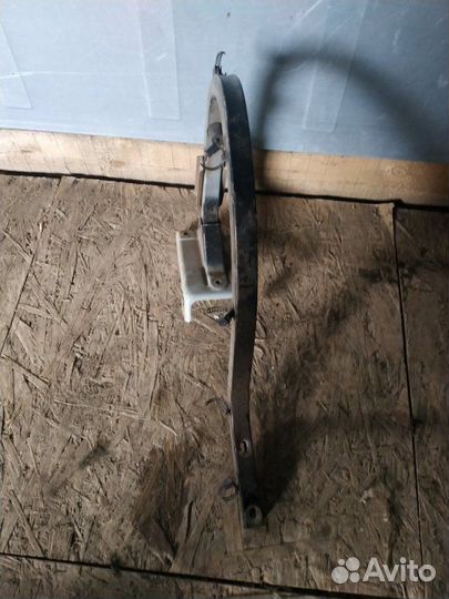 Петля двери багажника задняя левая Заз Сенс T100