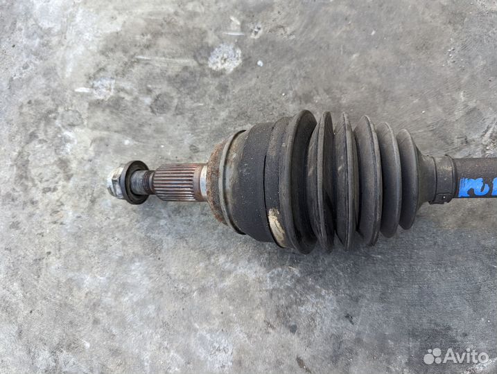 Привод Cadillac Escalade GMT820 LQ9 Лев. Перед