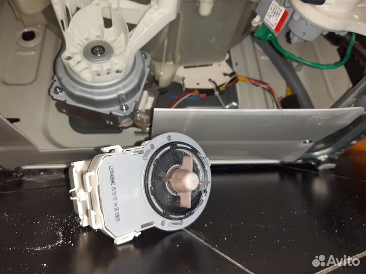 Ремонт стиральных машин холодильников