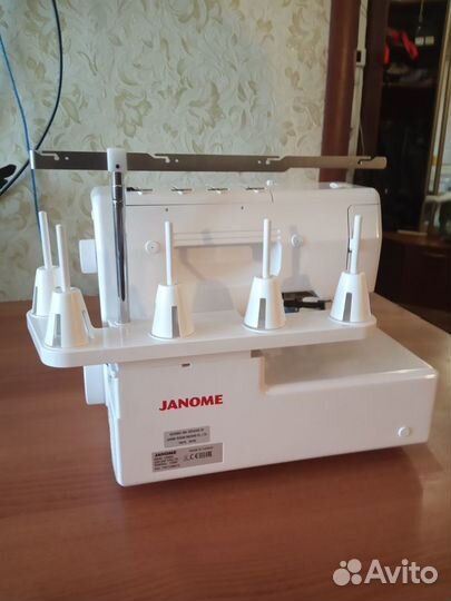 Коверлок janome 1200 D professional