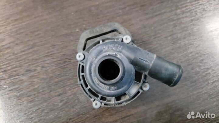 Дополнительная водяная помпа Mercedes Gl 320 Cdi