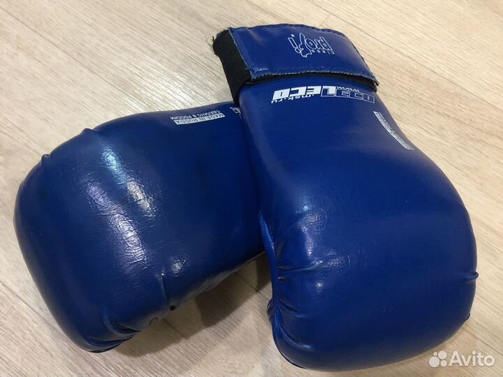 Перчатки спарринговые Leco синие