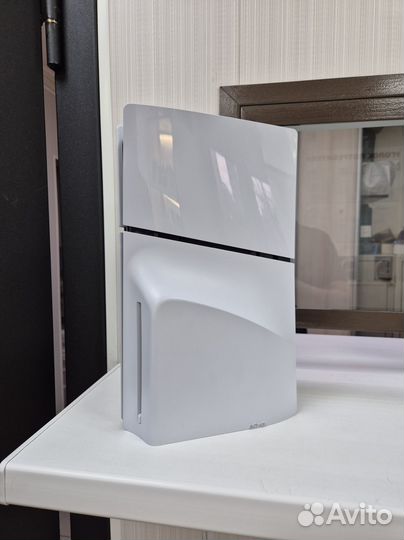 Sony PlayStation 5 Slim с дисководом - PS5 Slim