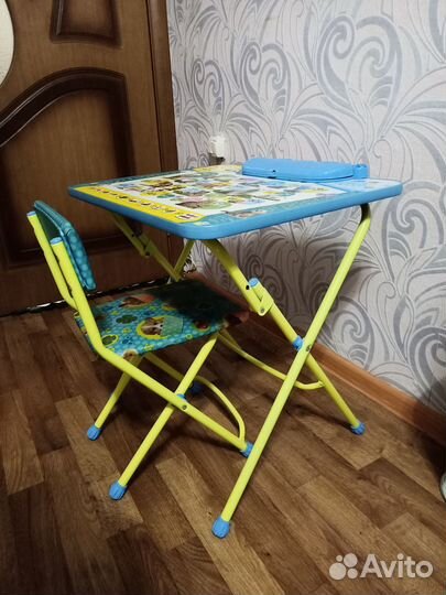 Детский стол и стул