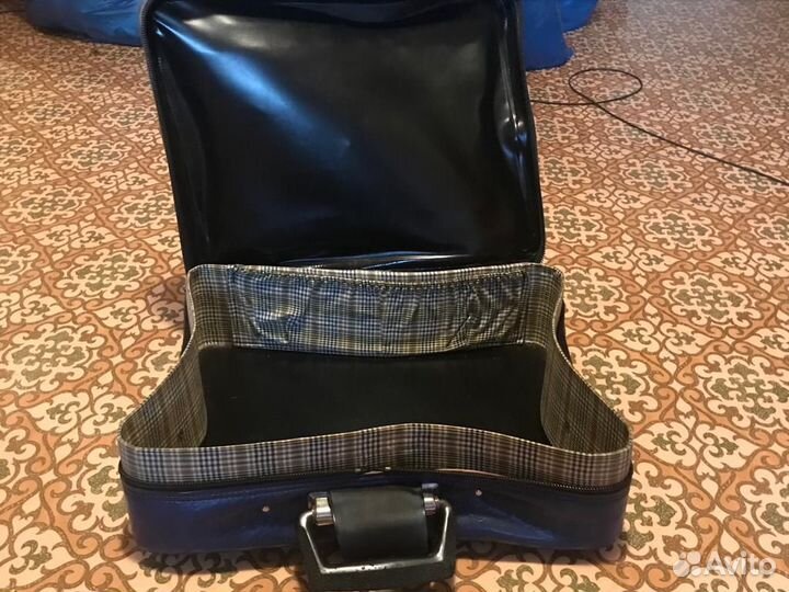 Чемоданы времен СССР