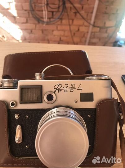 Фотоаппарат СССР фэд 2. и 4