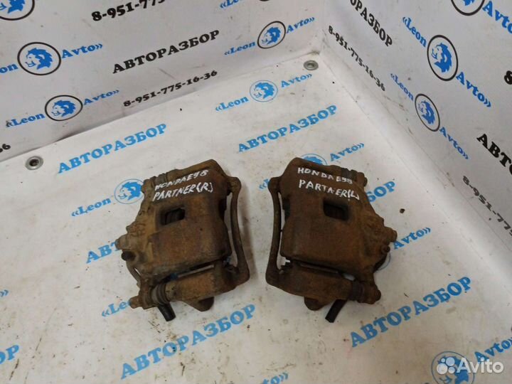 Суппорт передний правый Honda Partner ey8