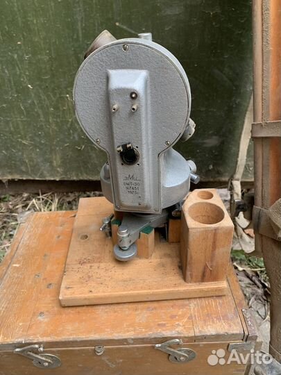 Продаётся теодолит