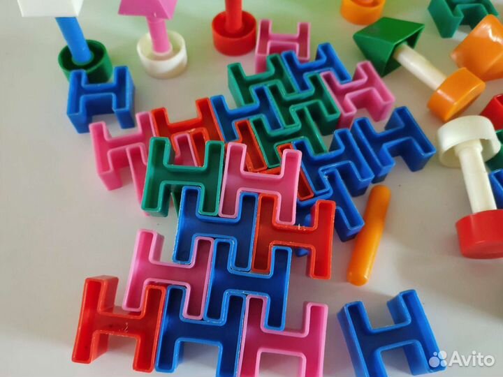 Развивающие игрушки