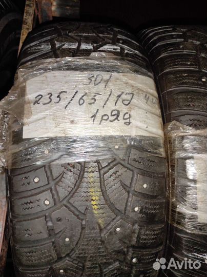 Continental Conti4x4IceContact 235/65 R18
