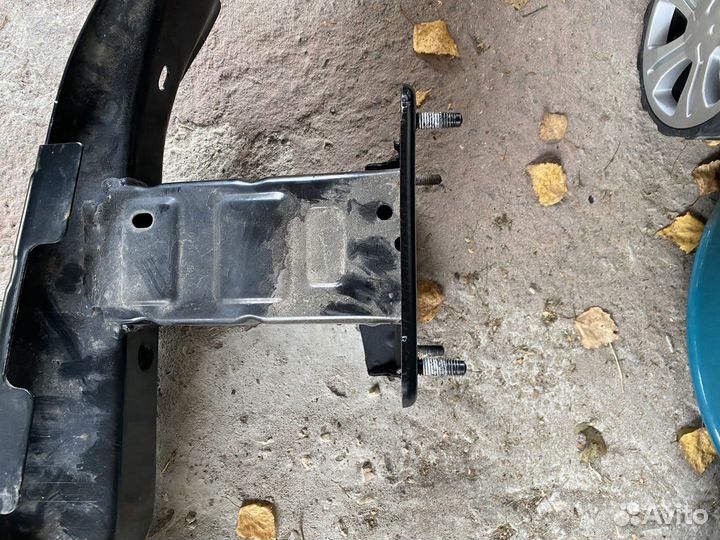 Услитель заднего бампера Мерседес GL 166