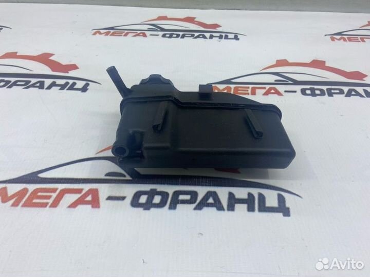 Бачок гидроусилителя руля Volvo S80 седан B6284T