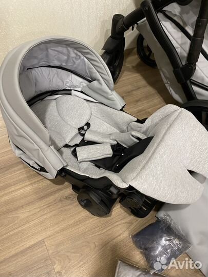 Продам коляску junama space 2 В 1