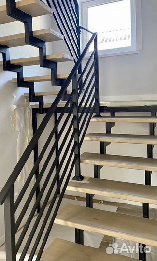 Лестница в дом. Металлокаркас