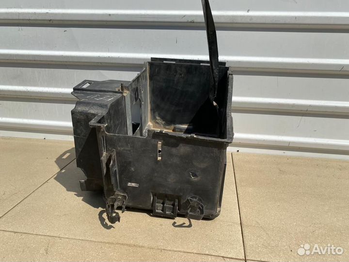 Корпус акб Ford Focus 2