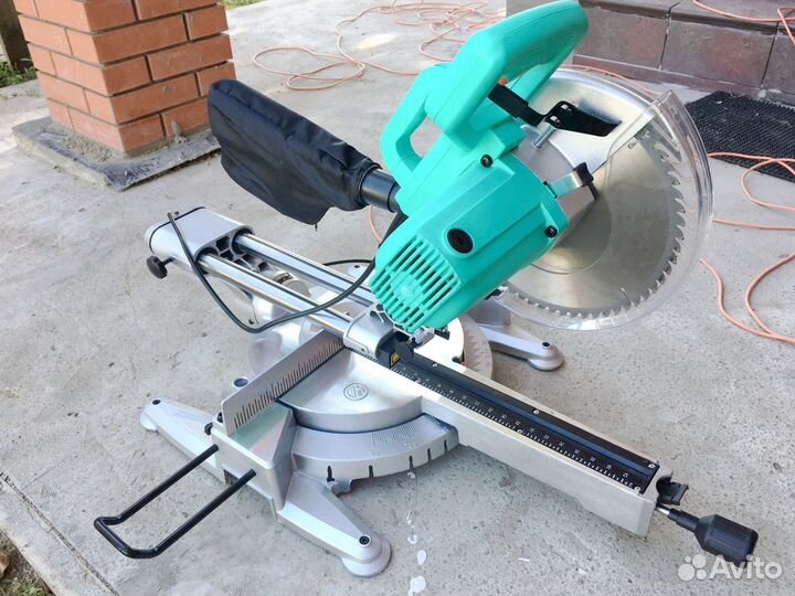 Аренда инструмента Торцовочная пила