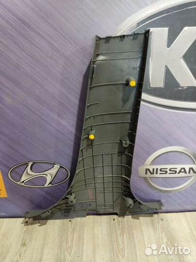 Обшивка средней стойки накладка ремня безопасности