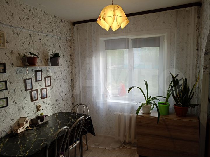 4-к. квартира, 59 м², 1/5 эт.