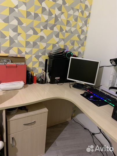 Компьютерный стол с тумбой бу торг