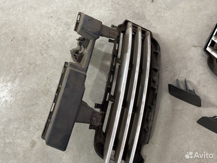 Решетки бампера range rover vogue