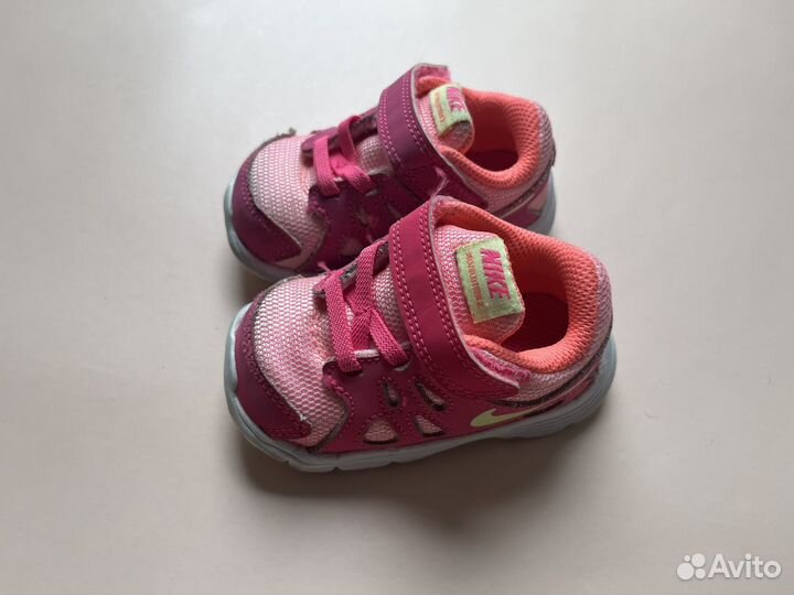 Кроссовки детские 19 размер 11 см nike