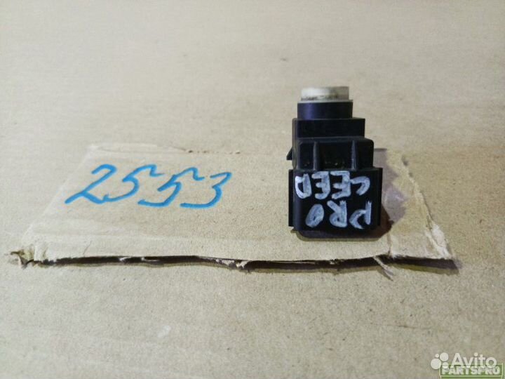 Кия Просит парктроник задний 2018-2024