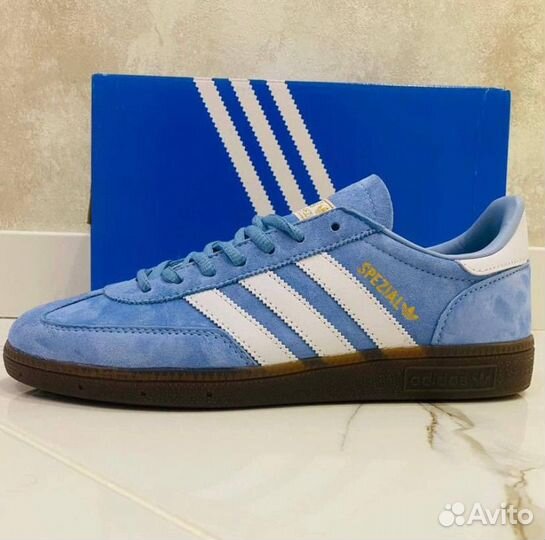 Кроссовки adidas spezial