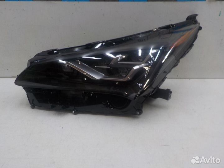 Фара левая Lexus NX200/NX200t/NX300/NX300h