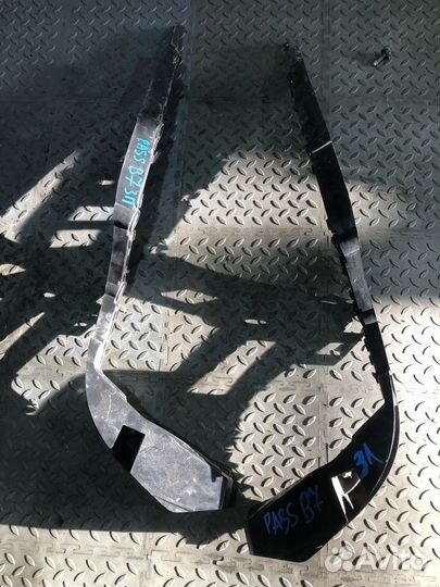 Кронштейн заднего бампера правый