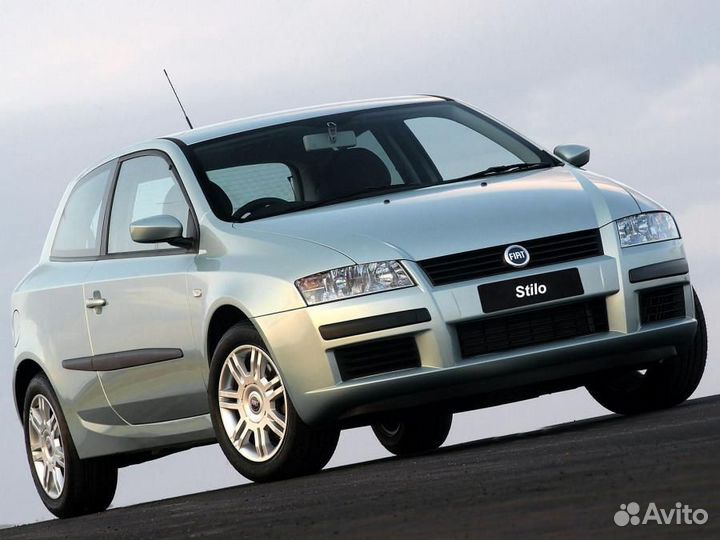 Лобовое стекло на Fiat Stilo 2001г