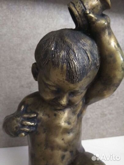 Антикварная бронзовая эксклюзивная статуэтка