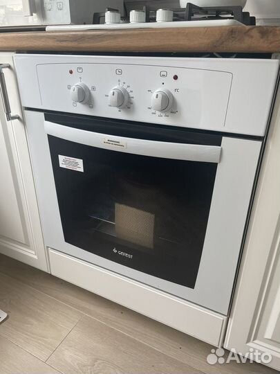 Духовка газоэлектрическая/газовая встраиваемая