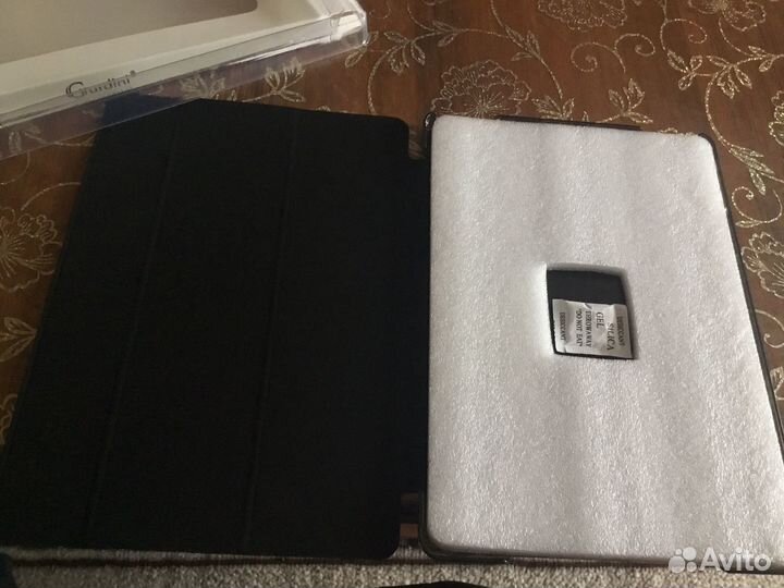 Чехол на Apple iPad 2019 (10.2)