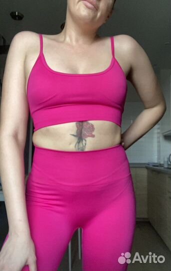 Костюм для йоги и фитнеса