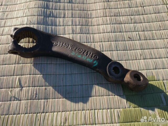 Сошка рулевого редуктора Mercedes-Benz E W124