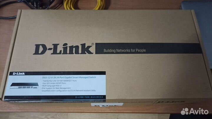 Коммутатор D-Link DGS-1210-28