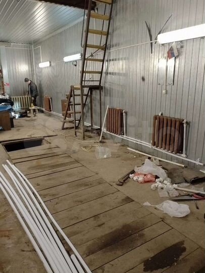 Гараж, > 30 м²