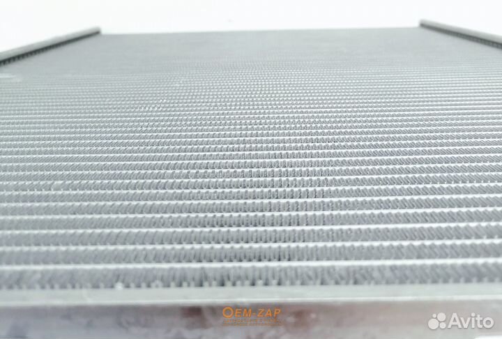 Радиатор охлаждения двигателя D4CB МКПП Соренто