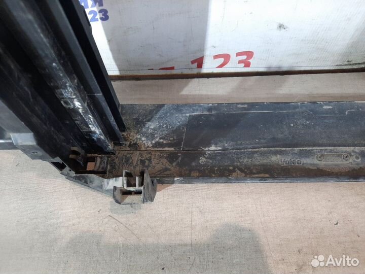 Телевизор Bmw 5 Series F10 2011