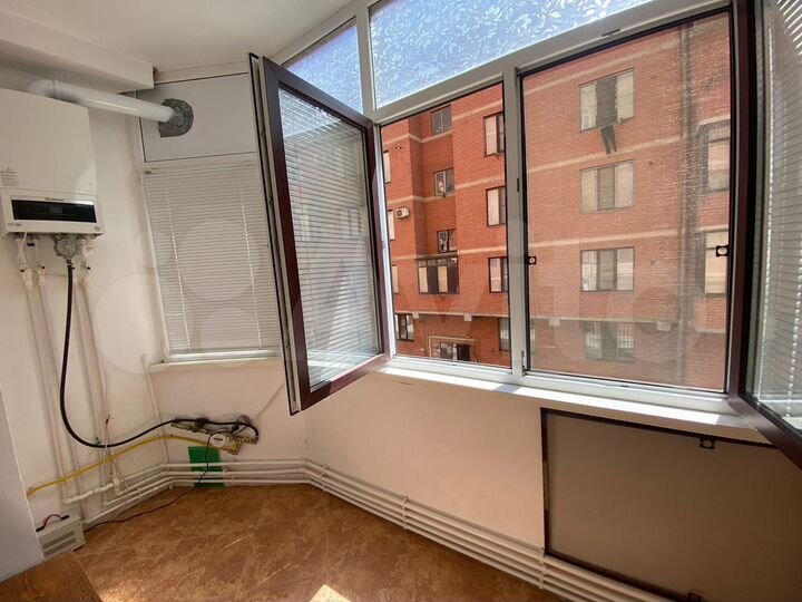 2-к. квартира, 90 м², 2/9 эт.