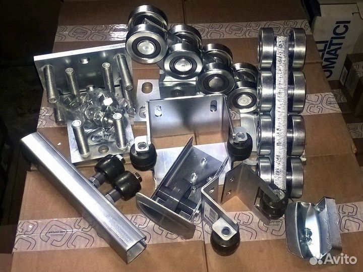 Комплект для откатных ворот в наличии, на складе