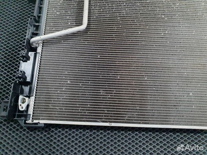 Радиатор кондиционера Mercedes-Benz E-Класс