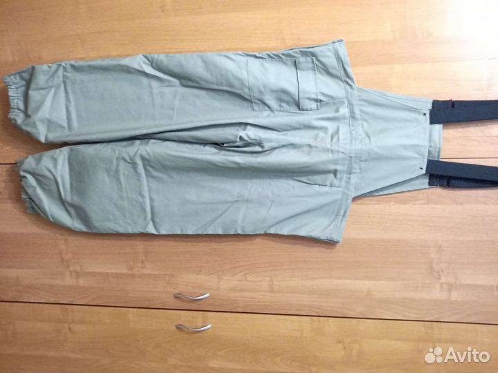 Комбинезон строительный с наколенниками