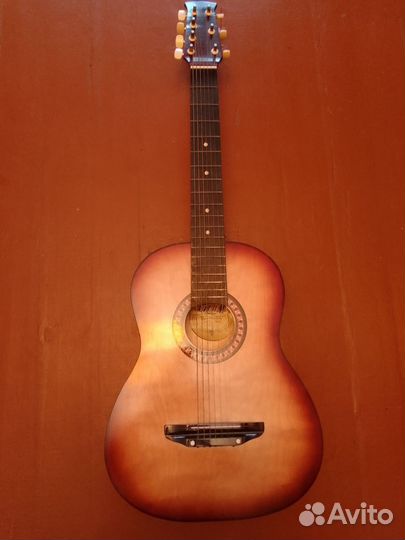 Акустическая гитара