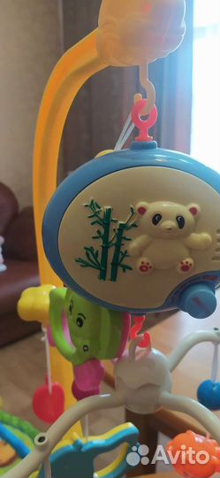 Мобиль на кроватку, музыкальный