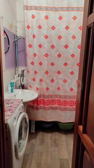 2-к. квартира, 60 м², 3/5 эт.