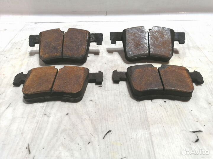 Колодки тормозные передние Bmw 3 F30